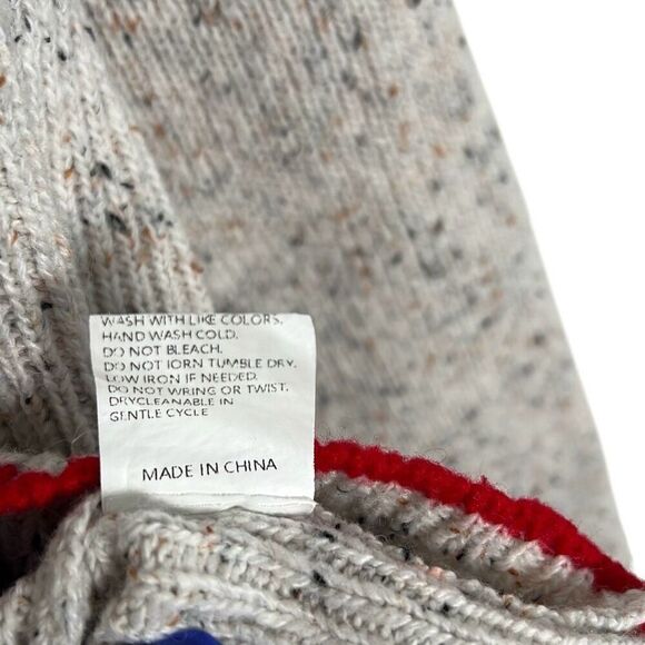 Mock Neck Speckled Ribbed Crochet Heart Pullover Sweater Light Gray Red Medium - Picture 5 of 7